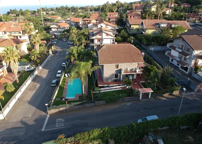 Bed & Breakfast Antichi Ricordi Aci SantʼAntonio